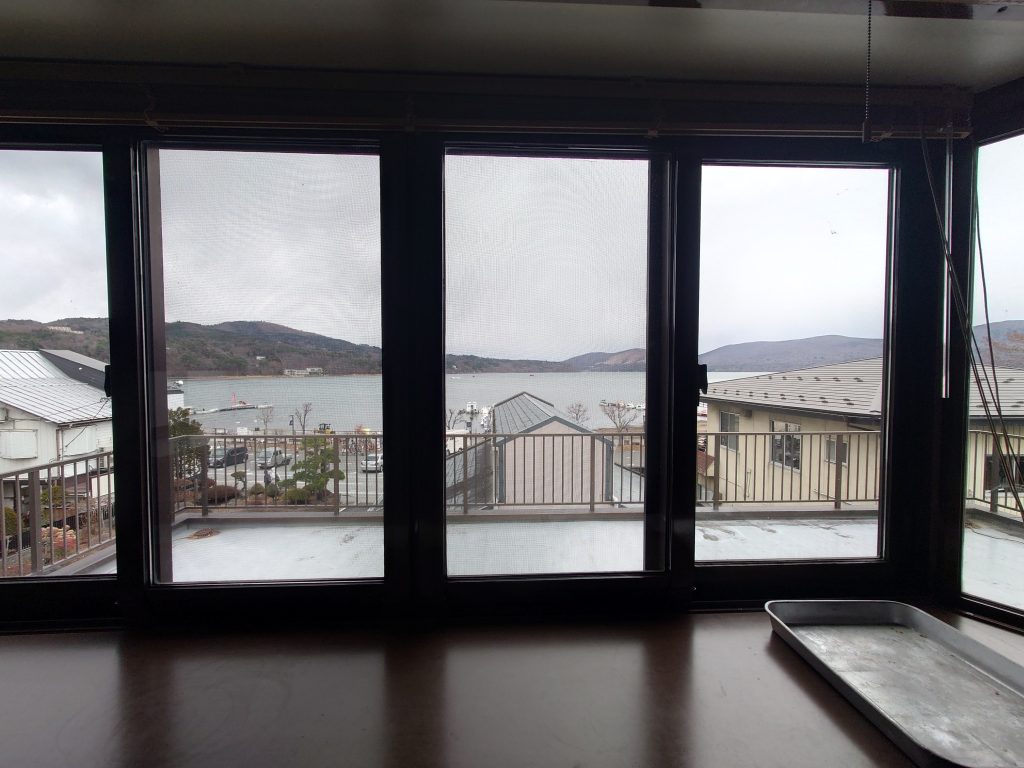 <span class="title">予告！（山中湖畔の売店舗付住居）</span>